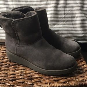 Women’s UGG Kristin wedge bootie